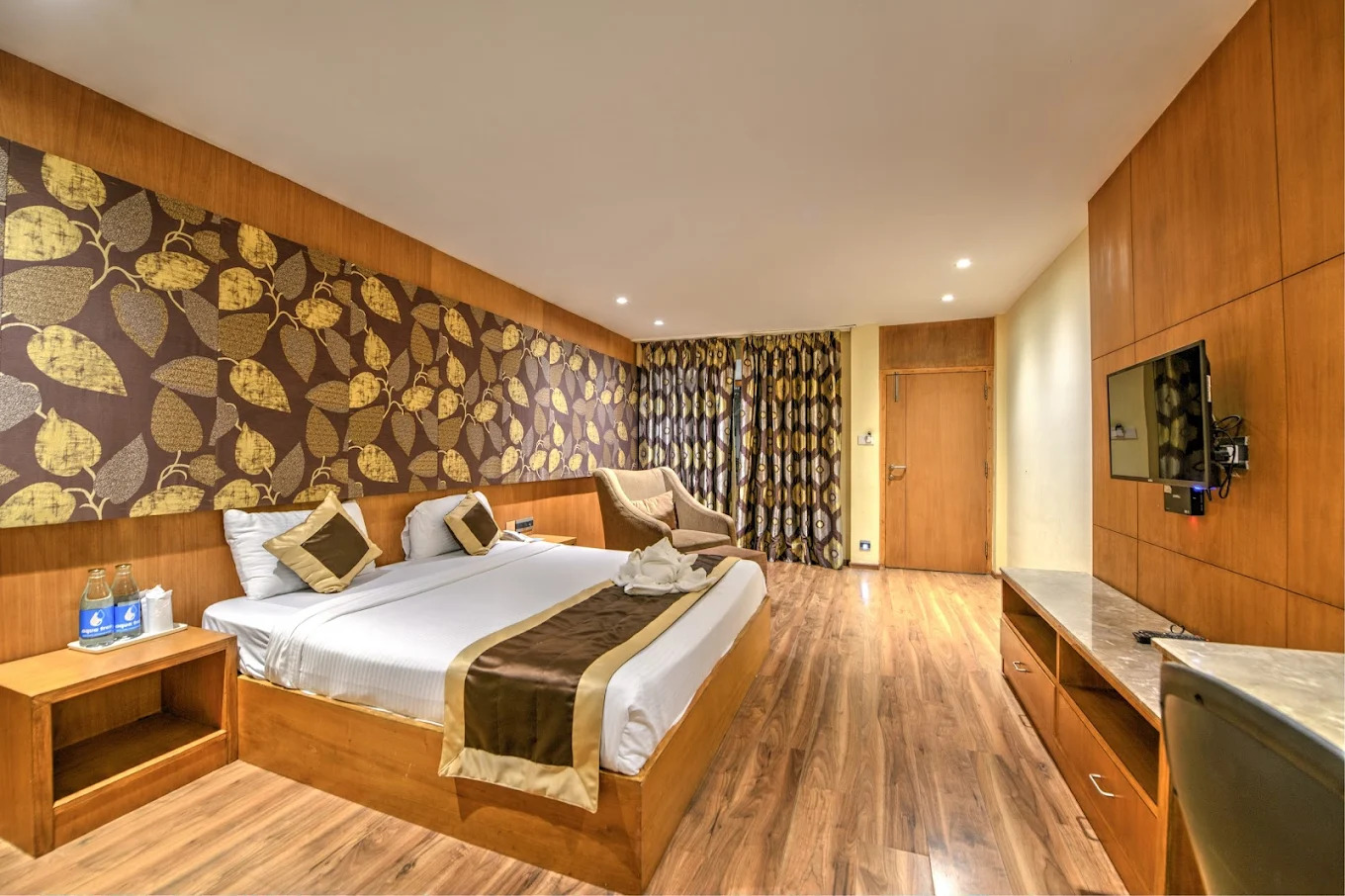 Silver Sand Sentinel Room